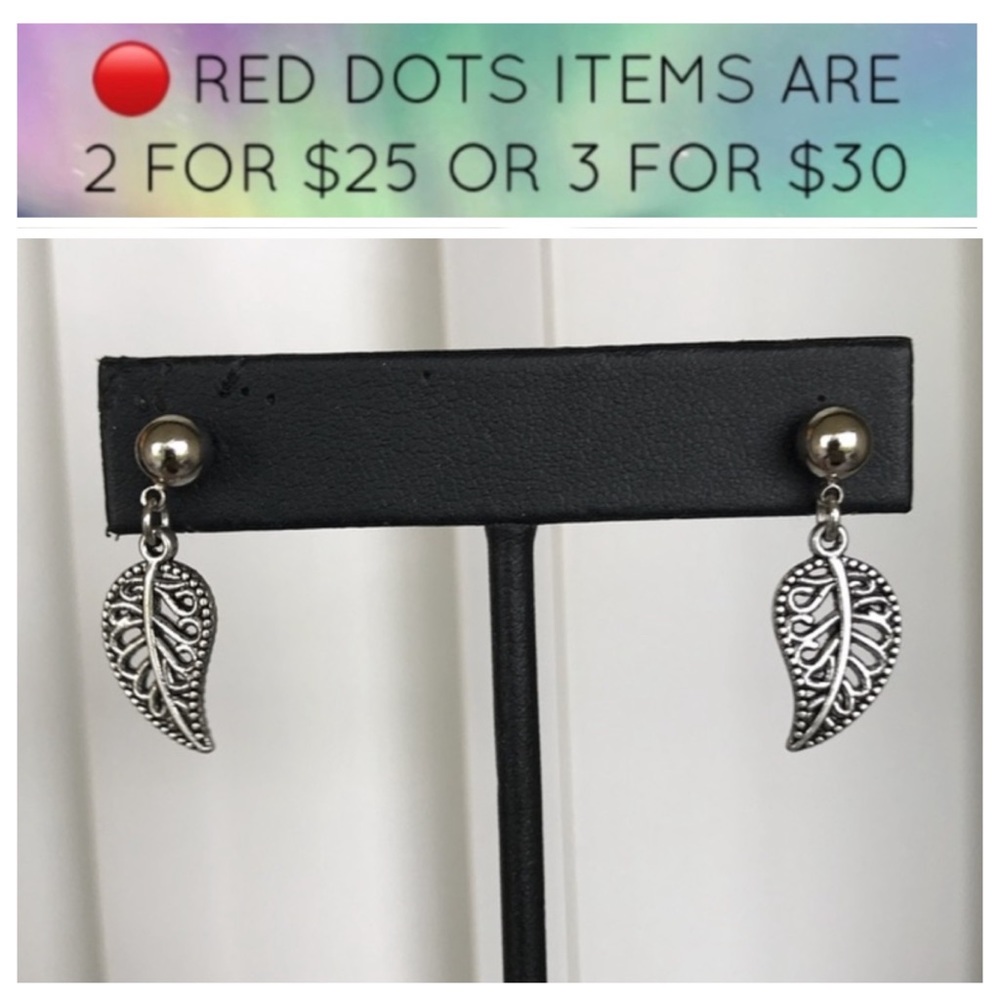 🔴SALE ! small leaf silver ball dangly earrings